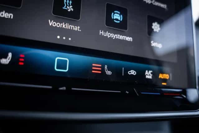 Volkswagen ID. Buzz (2025) thumbnail 32