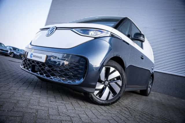 Volkswagen ID. Buzz (2025) thumbnail 9