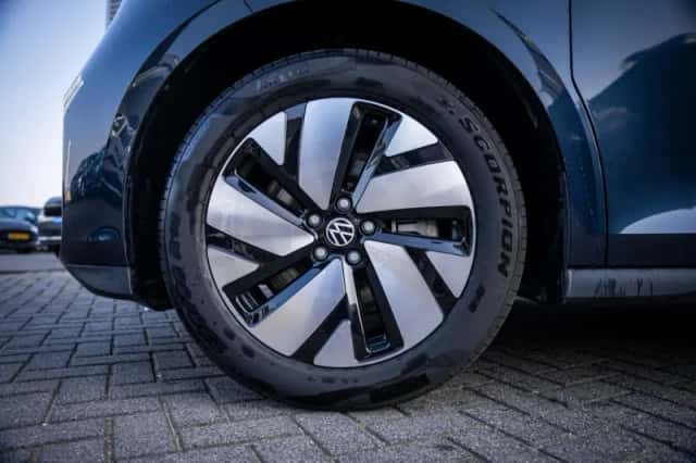 Volkswagen ID. Buzz (2025) thumbnail 10
