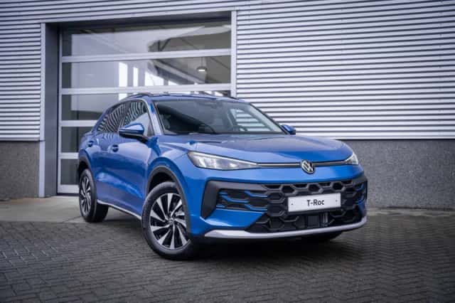 Volkswagen T-Roc (2026) thumbnail 3