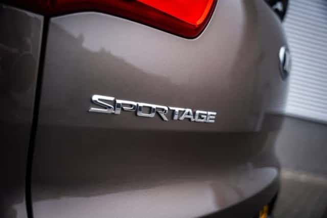 Kia Sportage (2015) thumbnail 12