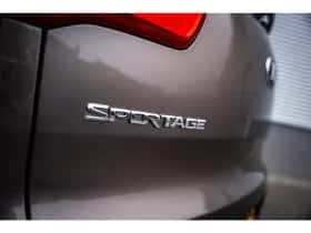 Kia Sportage (2015) thumbnail 12