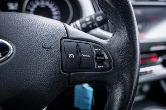 Kia Sportage (2015) thumbnail 19