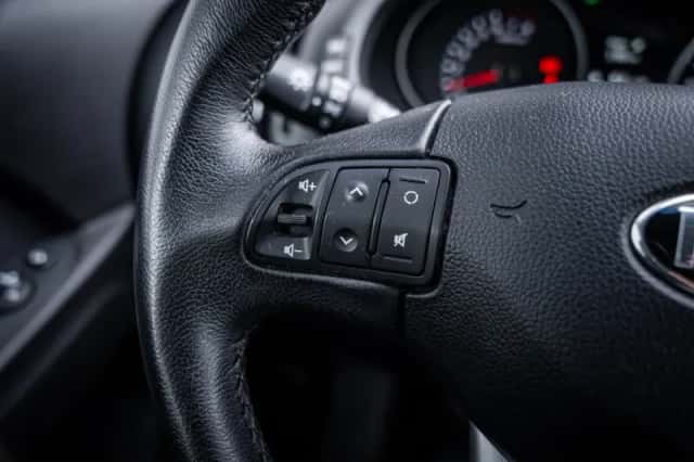 Kia Sportage (2015) thumbnail 20