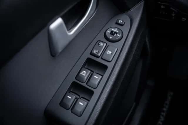 Kia Sportage (2015) thumbnail 22