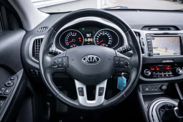 Kia Sportage (2015) thumbnail 28