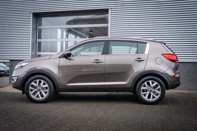 Kia Sportage (2015) thumbnail 6