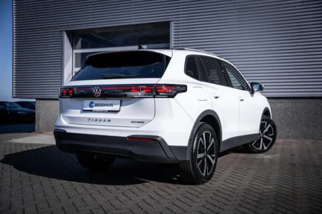 Volkswagen Tiguan (2026) thumbnail 12