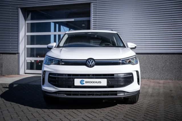 Volkswagen Tiguan (2026) thumbnail 6