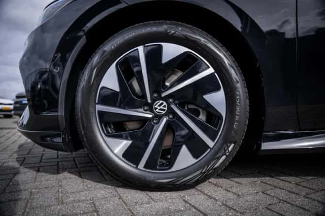 Volkswagen ID.7 (2026) thumbnail 3