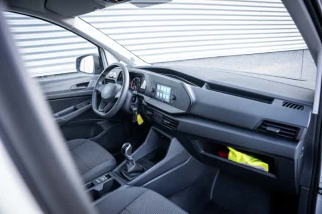 Volkswagen Caddy (2024) thumbnail 6