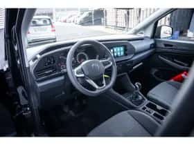 Volkswagen Caddy (2024) thumbnail 3