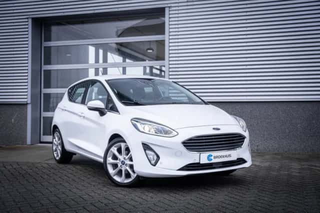 Ford Fiesta (2018) thumbnail 2