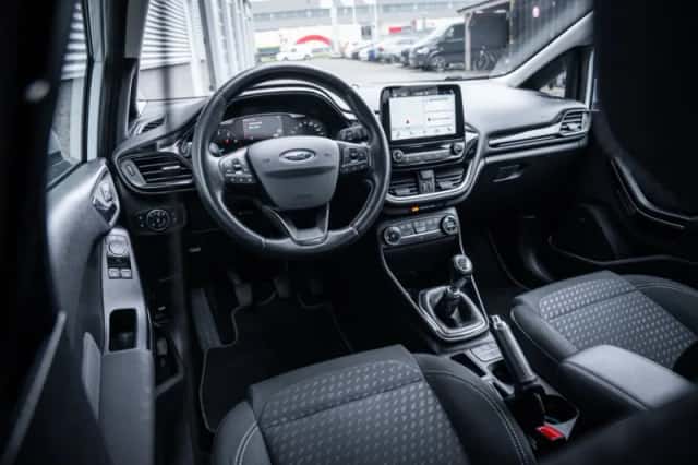 Ford Fiesta (2018) thumbnail 27