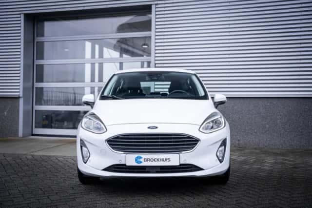 Ford Fiesta (2018) thumbnail 4