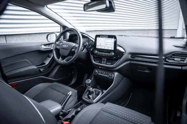 Ford Fiesta (2018) thumbnail 31