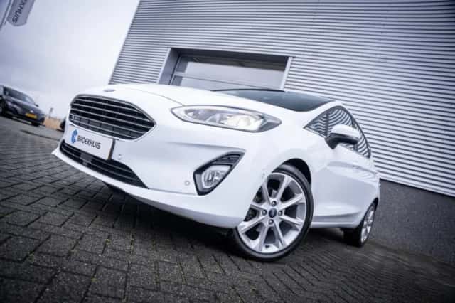 Ford Fiesta (2018) thumbnail 5