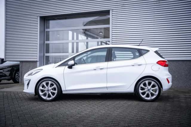 Ford Fiesta (2018) thumbnail 6