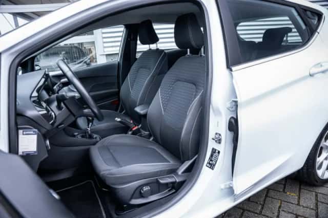 Ford Fiesta (2018) thumbnail 8