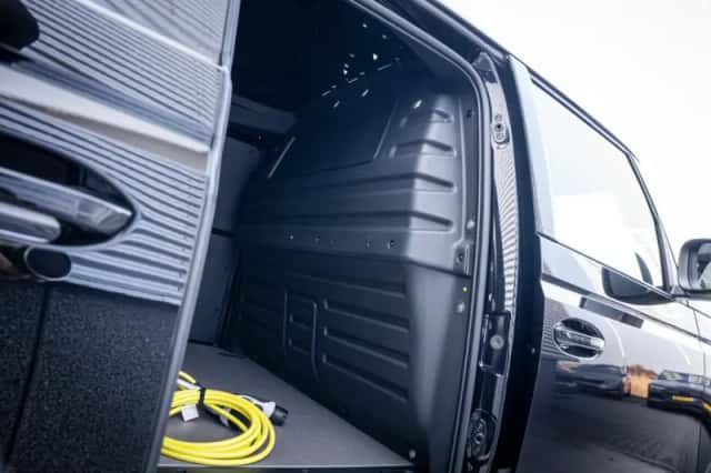 Volkswagen ID.Buzz Cargo (2026) thumbnail 14