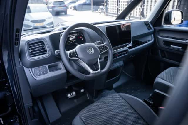 Volkswagen ID. Buzz (2026) thumbnail 4