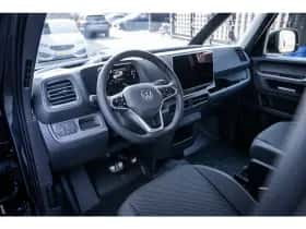 Volkswagen ID. Buzz (2026) thumbnail 4