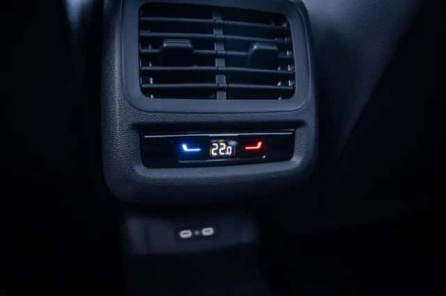 Volkswagen T-Roc (2026) thumbnail 32