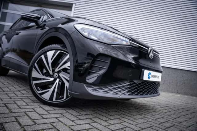 Volkswagen ID.4 (2026) thumbnail 3