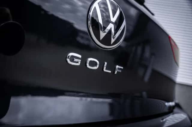 Volkswagen Golf (2023) thumbnail 12