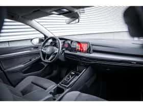 Volkswagen Golf (2023) thumbnail 36