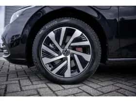 Volkswagen Golf (2023) thumbnail 7