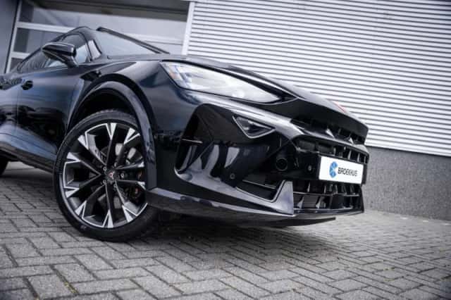 CUPRA Formentor (2025) thumbnail 2