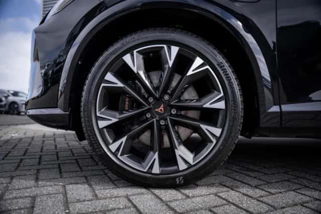 CUPRA Formentor (2025) thumbnail 9