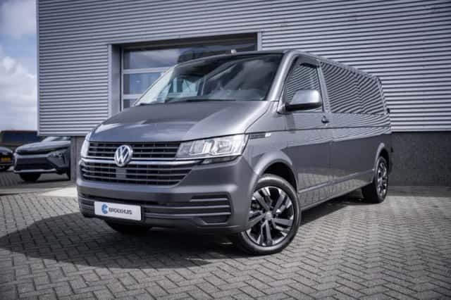 Volkswagen Transporter (2023) thumbnail 1