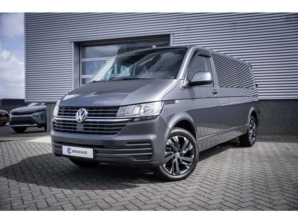 Volkswagen Transporter (2023) — foto 1