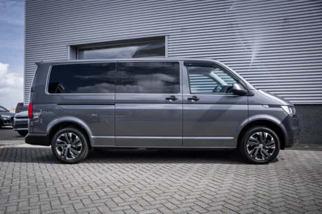 Volkswagen Transporter (2023) thumbnail 25