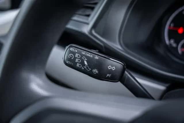 Volkswagen Transporter (2023) thumbnail 6