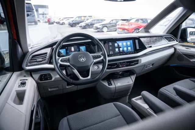 Volkswagen Multivan (2023) thumbnail 14
