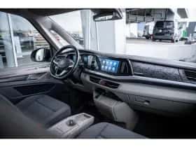 Volkswagen Multivan (2023) thumbnail 18