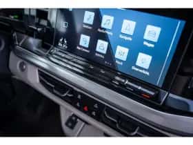 Volkswagen Multivan (2023) thumbnail 19