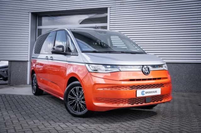 Volkswagen Multivan (2023) thumbnail 32