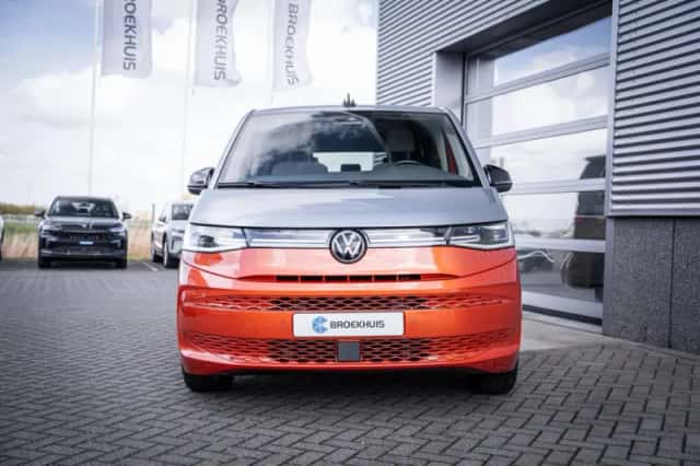 Volkswagen Multivan (2023) thumbnail 34