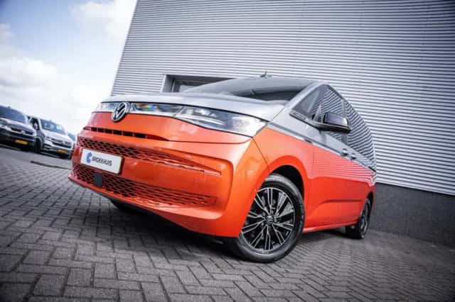 Volkswagen Multivan (2023) thumbnail 35