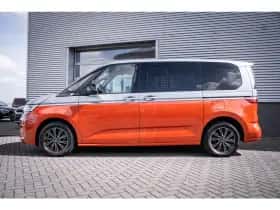 Volkswagen Multivan (2023) thumbnail 37