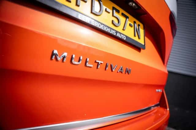 Volkswagen Multivan (2023) thumbnail 40