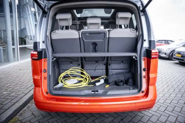 Volkswagen Multivan (2023) thumbnail 9