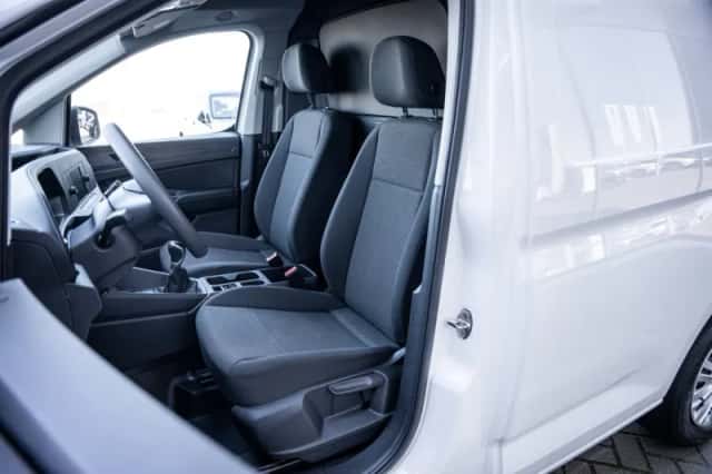 Volkswagen Caddy (2024) thumbnail 5