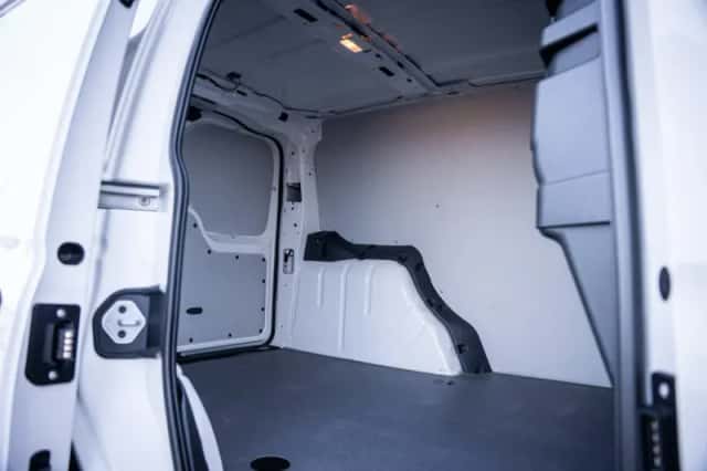 Volkswagen Caddy (2024) thumbnail 10
