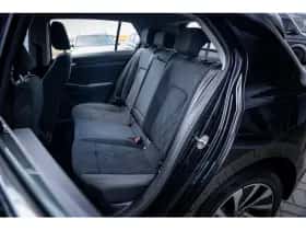 Volkswagen Golf (2023) thumbnail 20