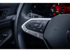 Volkswagen Golf (2023) thumbnail 27